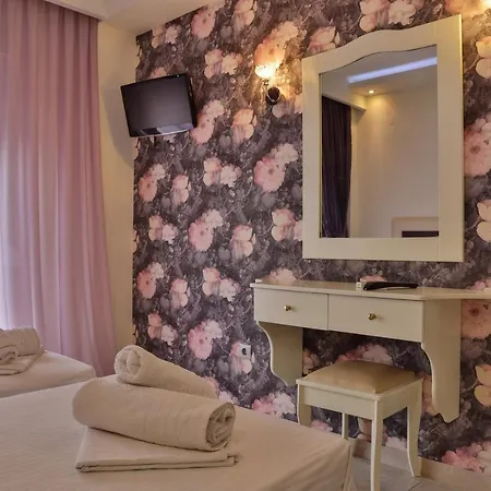 Fedra Hotel