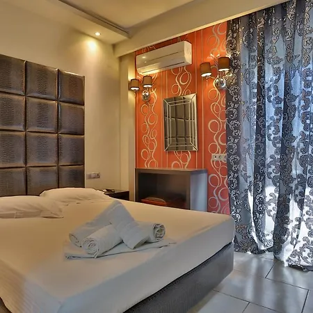 Fedra Paralia Katerinis