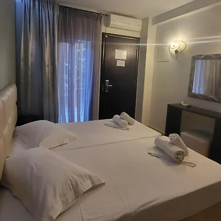 Fedra Paralia Katerinis