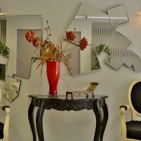 Fedra Hotel 2*