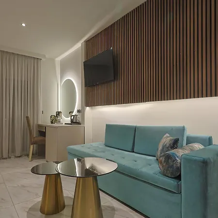 Fedra Hotel 2*